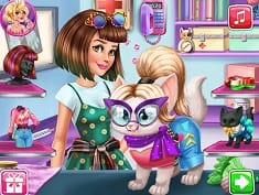 Victoria Adopts a Kitten