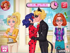 Miraculous School Kiss
